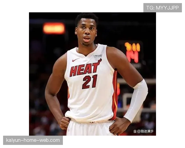 上海怀特塞德护框体系稳固 防守篮板率47.5%联盟第一 上海怀特塞德护框体系稳固 防守篮板率47.5%联盟第一